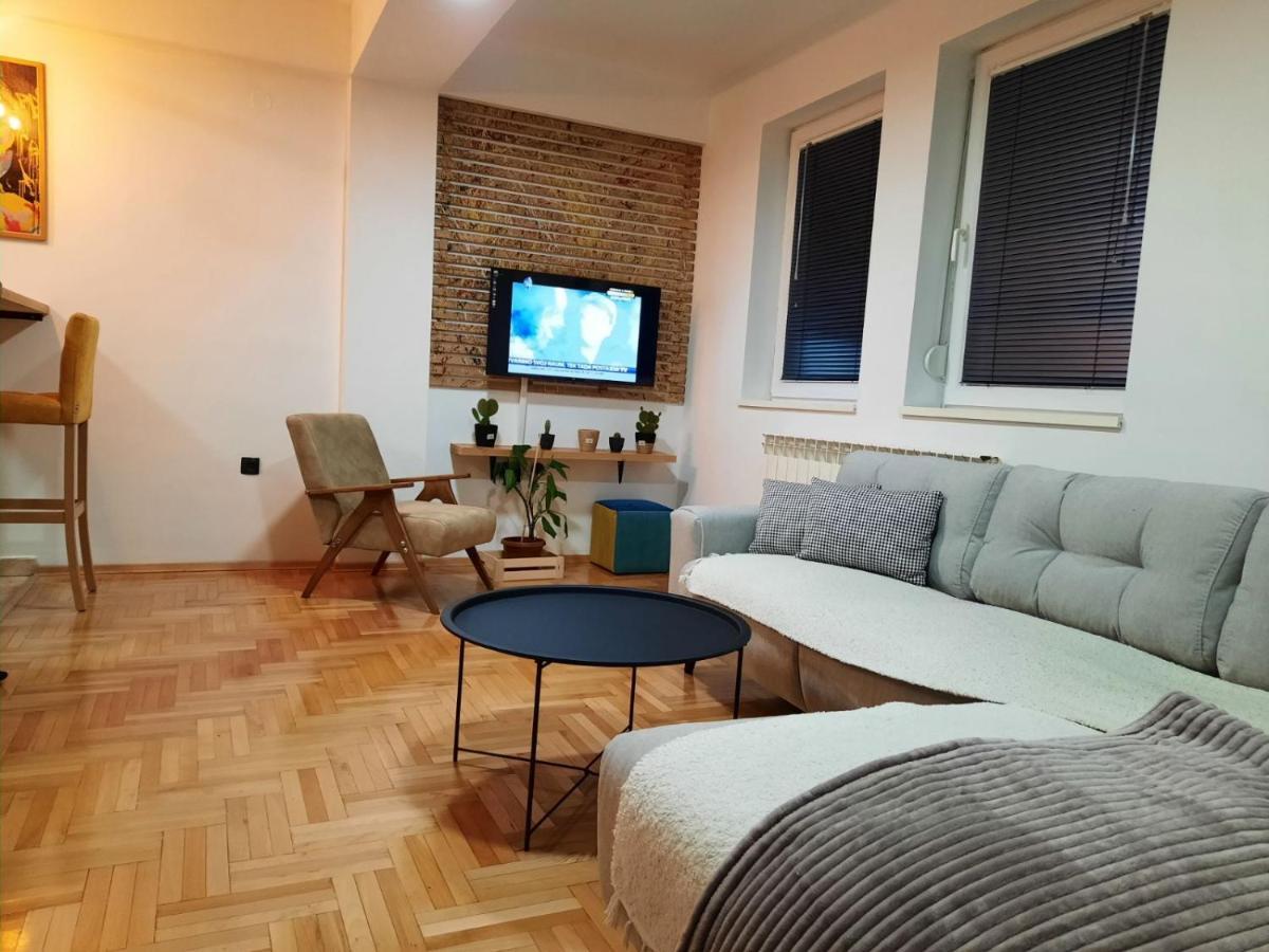 Petar'S Apartment Szkopje Kültér fotó